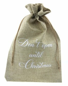 Jute look zakje 20 x 30 cm don&#039;t open until christmas wit